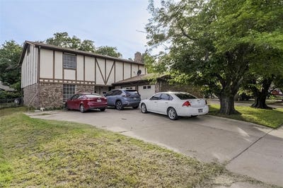 /international/us/625-nw-renfro-street-burleson-tx-110107885961/