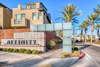 /international/us/11270-hidden-peak-avenue-las-vegas-nv-110105391450/