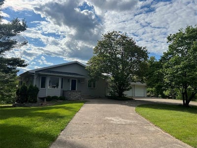 /international/us/1233-river-heights-road-menomonie-wi-110098547618/?lang=zh-tw