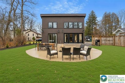 /international/us/5112-creek-road-heidelberg-twp-pa-110110334949/
