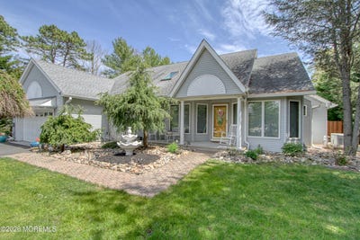 /international/us/713-western-boulevard-lanoka-harbor-nj-110107995826/