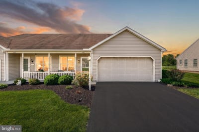 /international/us/644-kyle-road-york-pa-110108447796/