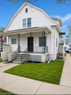 /international/us/1611-s-erie-street-bay-city-mi-110108353283/