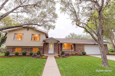 /international/us/1400-wren-n-beeville-tx-110108491430/