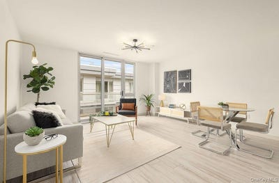 /international/us/1450-110th-street-college-point-ny-110105356948/