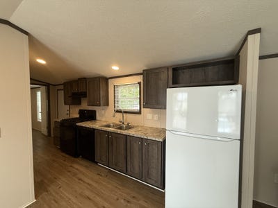 /international/us/3528-queens-point-terrace-lansing-mi-110108656002/