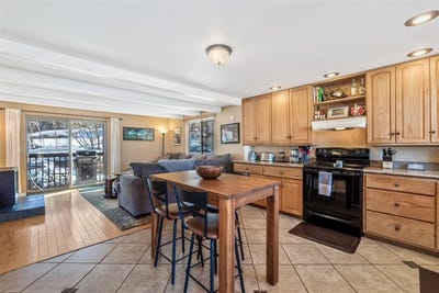 /international/us/2930-columbine-drive-steamboat-springs-co-110098338834/