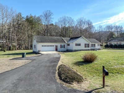 /international/us/172-eden-acres-drive-andrews-nc-110105088719/