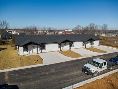 /international/us/587-panich-street-pleasant-hope-mo-110102681113/