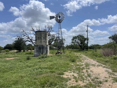 /international/us/tbd-fm-1980-marble-falls-tx-110095204865/