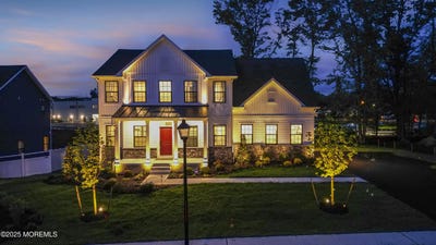 /international/us/43-charleston-street-farmingdale-nj-110099018730/