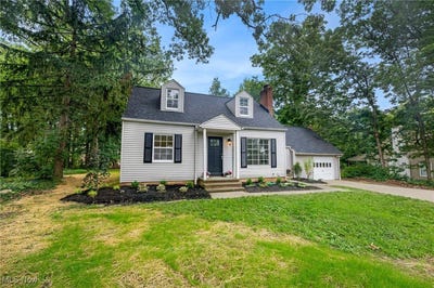 /international/us/6431-w-ridgewood-drive-parma-oh-110101011542/