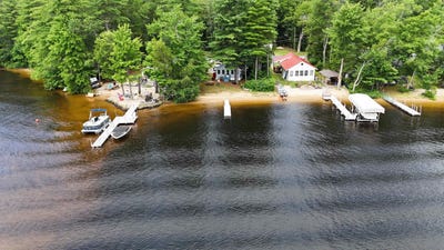 /international/us/377-micah-terrace-milton-nh-110100982437/