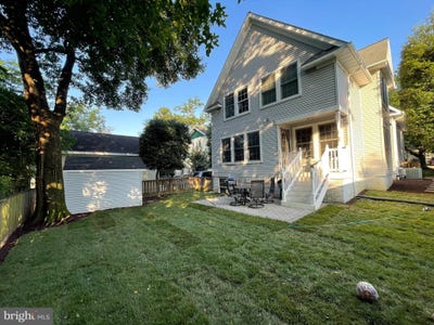 /international/us/210-n-oak-street-falls-church-va-110100838135/?lang=en