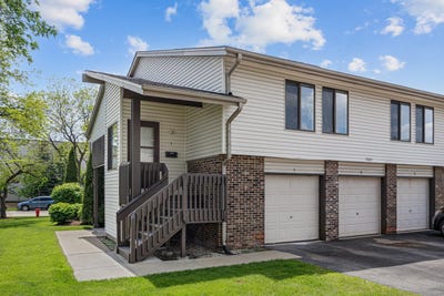 /international/us/7557-bristol-lane-hanover-park-il-110108022292/