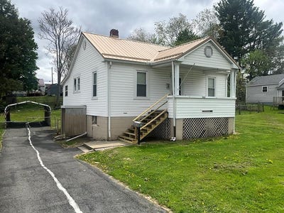 /international/us/308-bostick-avenue-beckley-wv-110107335163/
