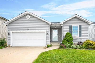 /international/us/2436-grey-fox-trail-bloomington-il-110109039234/