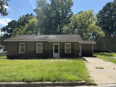 /international/us/221-faulk-street-williamston-nc-110120121891/