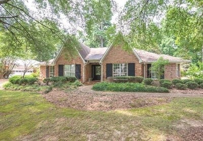 /international/us/102-little-john-ln-starkville-ms-110101234454/