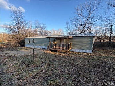 /international/us/237-county-road-418-ellsinore-mo-110104274313/