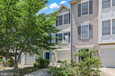 /international/us/23060-triple-crown-drive-ruther-glen-va-110108535880/