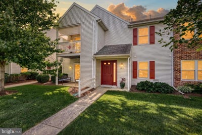 /international/us/5811-hidden-lake-drive-harrisburg-pa-110109052074/