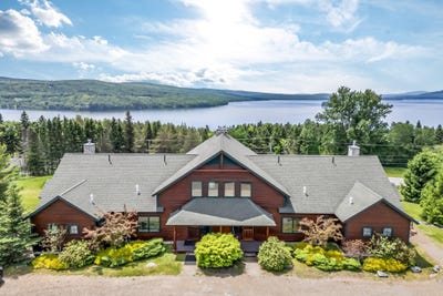/international/us/11-whip-willow-farm-road-rangeley-me-110100316748/