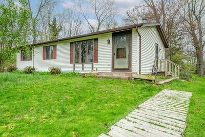 /international/us/12843-s-wolcott-avenue-sawyer-mi-110104071154/