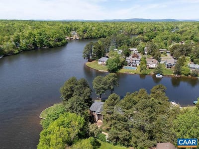 /international/us/25-bolling-cir-palmyra-va-110099142842/
