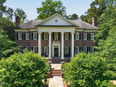 /international/us/3309-white-oak-road-raleigh-nc-110107651833/