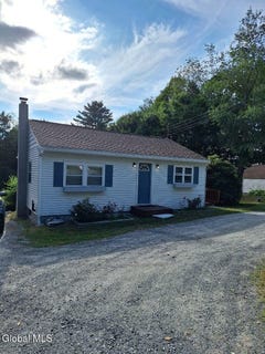 /international/us/45-south-road-stephentown-ny-110100776698/
