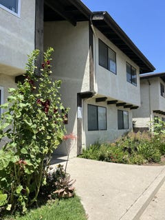 /international/us/1676-maple-avenue-unit-22-24-solvang-ca-110101236599/