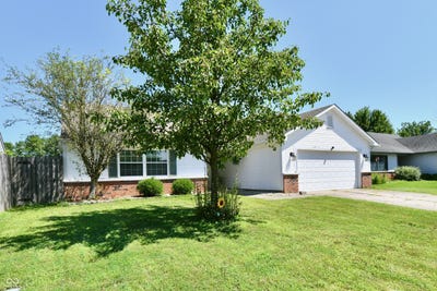 /international/us/18-lake-drive-n-brownsburg-in-110101266498/?lang=en