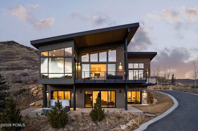 /international/us/1322-w-skyridge-drive-mayflower-mountain-ut-110105645559/