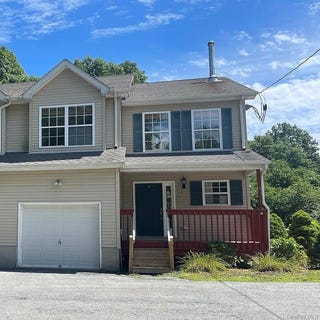 /international/us/568-county-route-49-middletown-ny-110108142937/