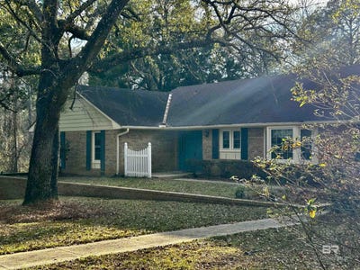 /international/us/45435-chalet-drive-bay-minette-al-110095766827/