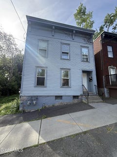 /international/us/88-elizabeth-street-albany-ny-110108253531/