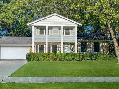 /international/us/506-longview-drive-antioch-il-110094552784/