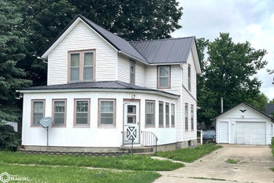 /international/us/203-e-washington-street-montezuma-ia-110108627716/