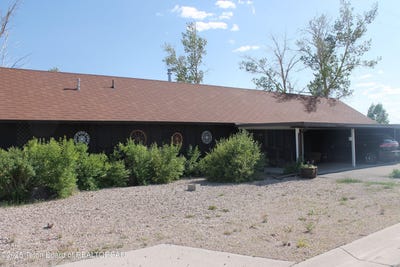 /international/us/106-w-2nd-street-marbleton-wy-110108696350/