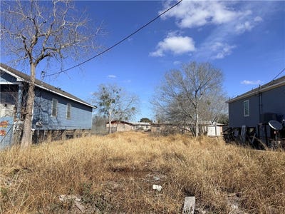 /international/us/1223-kansas-street-lot-2-robstown-tx-110105425507/