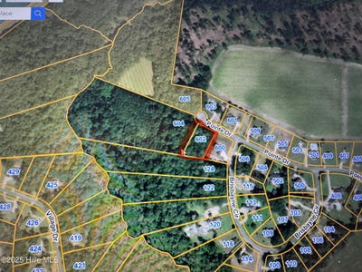 /international/us/602-pointe-drive-la-grange-nc-110099303934/