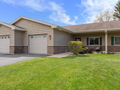 /international/us/540-tacoma-beach-rd-sturgeon-bay-wi-110107990435/