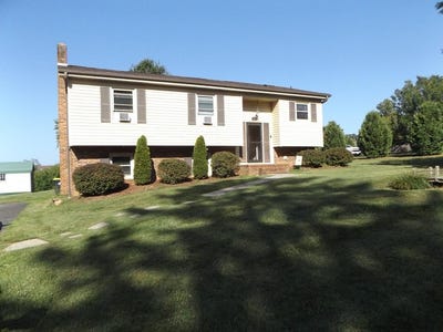 /international/us/114-wildcat-rd-hillsville-va-110109247442/