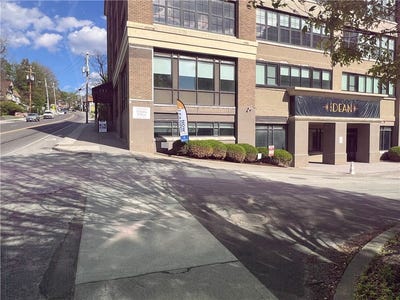 /international/us/401-e-state-street-ithaca-ny-110108195525/