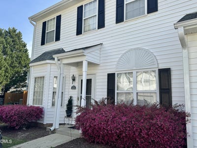 /international/us/101-misty-groves-circle-morrisville-nc-110106820361/