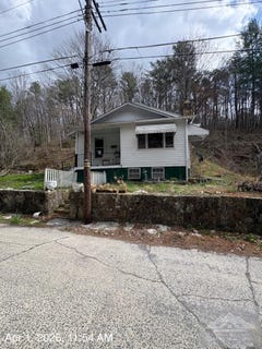 /international/us/1112-stovall-street-bluefield-wv-110107384530/