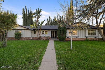 /international/us/10557-reseda-boulevard-porter-ranch-ca-110106225376/