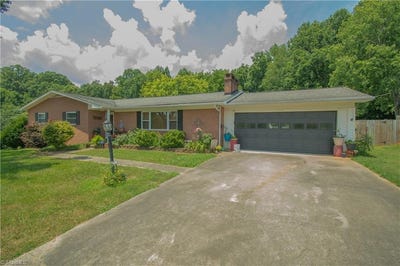 /international/us/1014-hill-avenue-wilkesboro-nc-110100251901/?lang=en