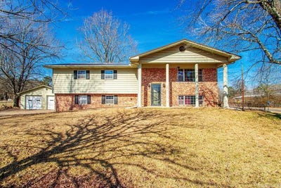 /international/us/108-e-5th-avenue-leola-ar-110105393891/